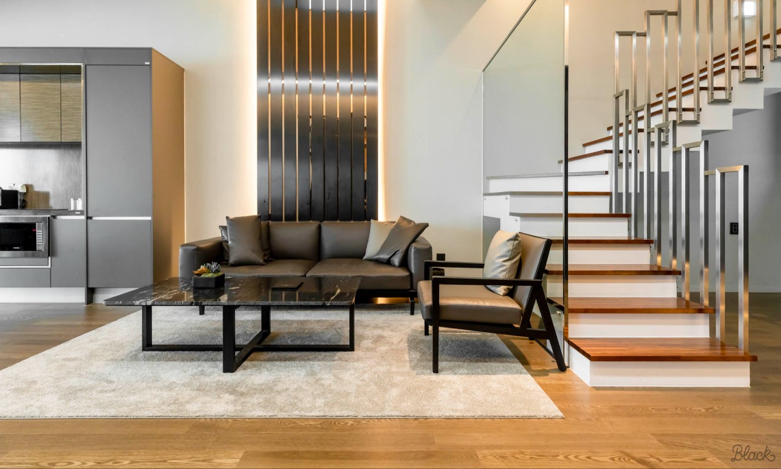 Penthouse Pet Friendly 이미지